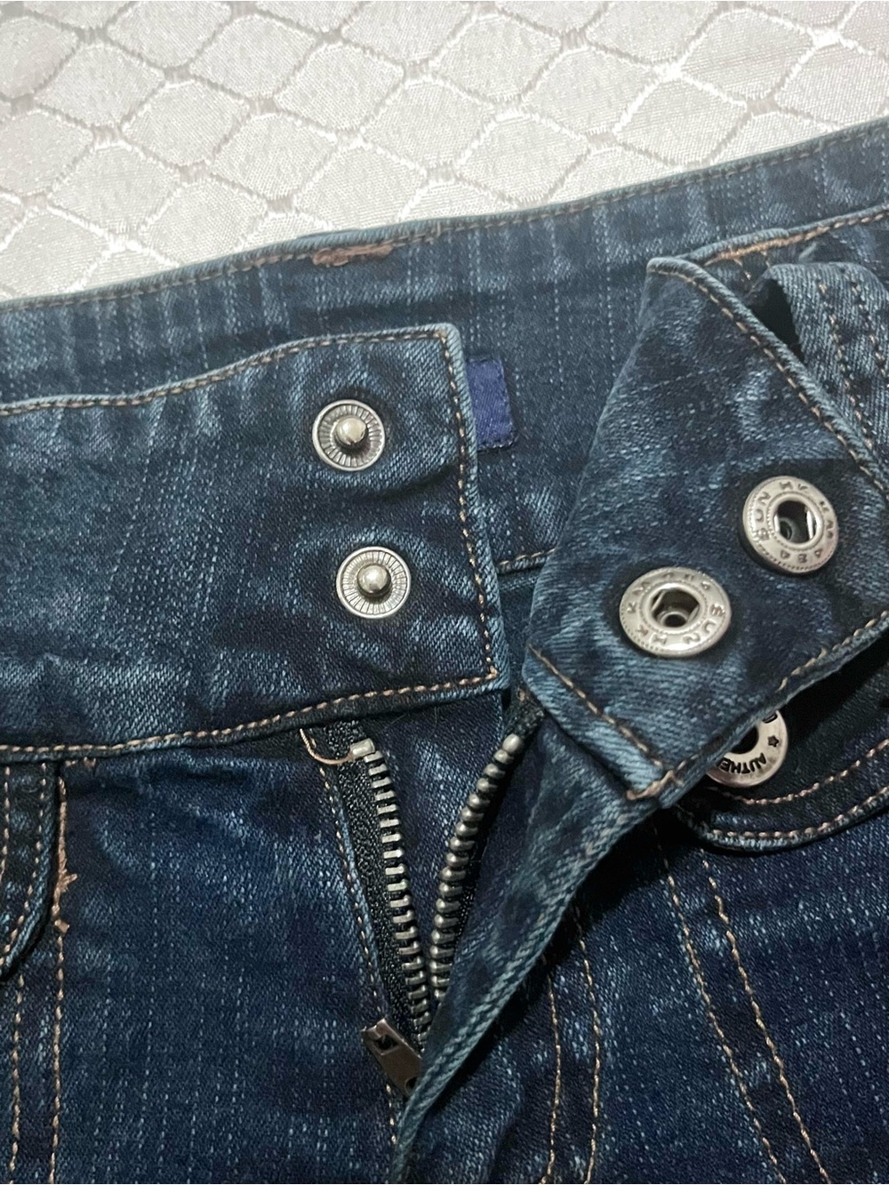 Y2K BONGO Dark Navy Blue Low-Rise Cuffed Rolled Hem Micro Mini Denim Shorts - Picture 6 of 8